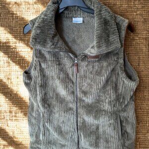 Columbia Women's Fleece Vest -‎ Olive 1X